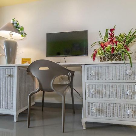 Residence La Vieille Tour Ле Госие Екстериор снимка