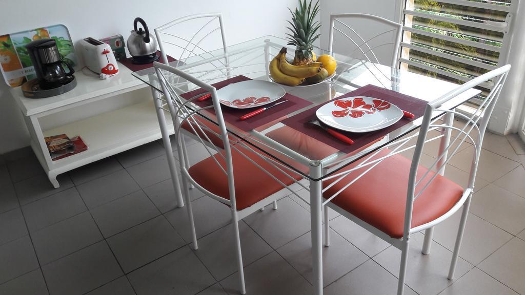 Residence La Vieille Tour Ле Госие Екстериор снимка