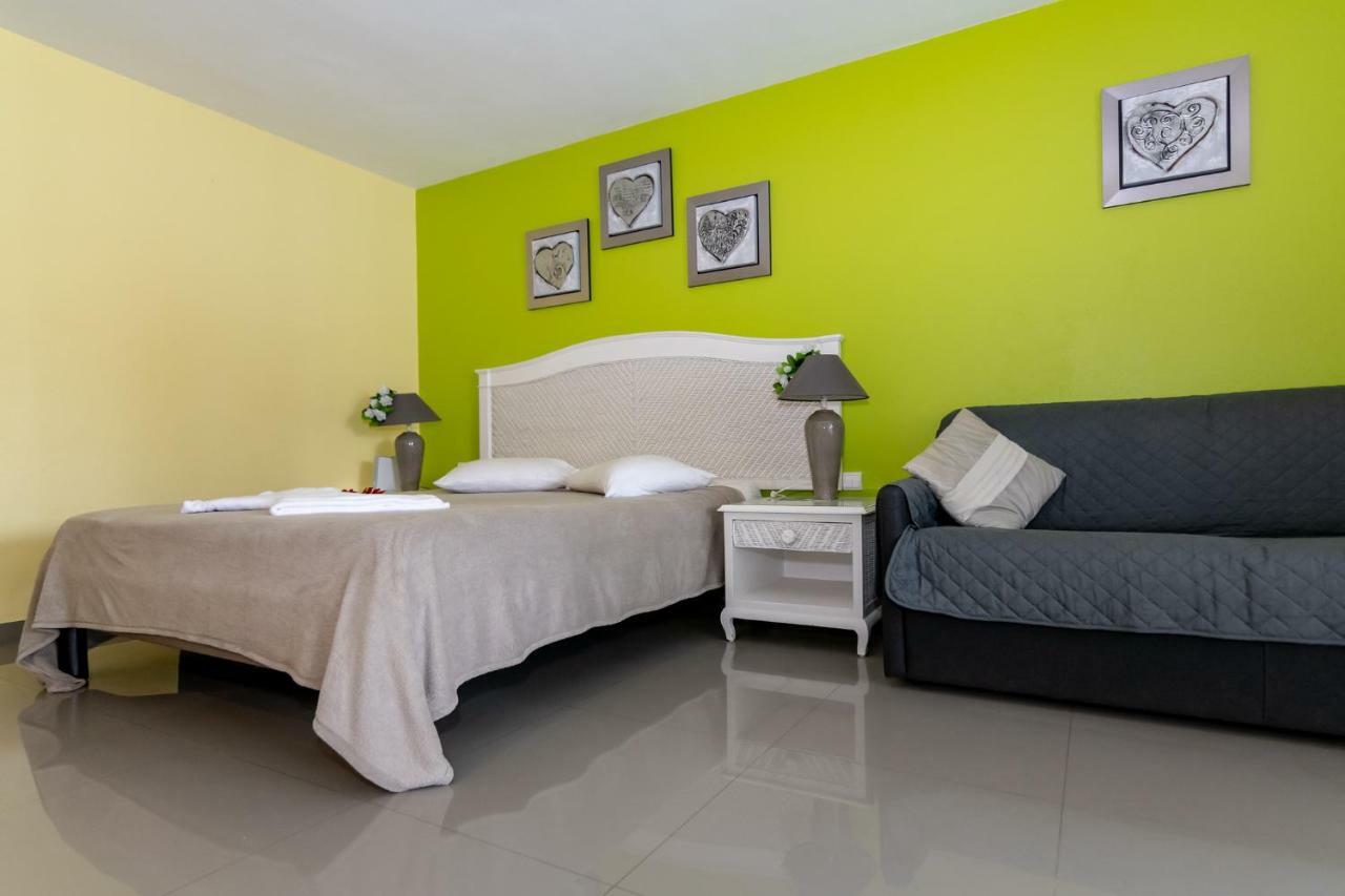 Residence La Vieille Tour Ле Госие Екстериор снимка