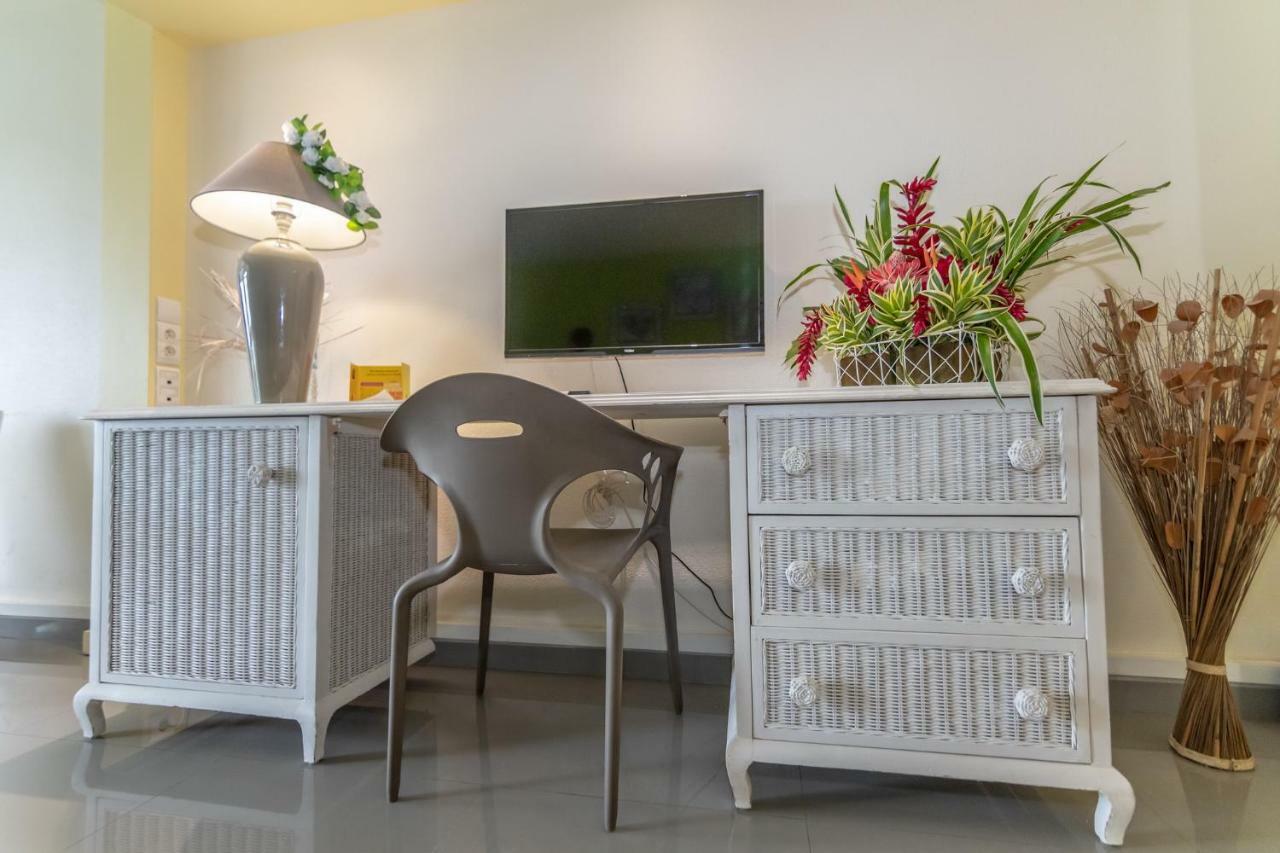 Residence La Vieille Tour Ле Госие Екстериор снимка